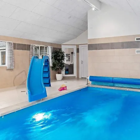 20 Person In Hasselberg 펜션 *